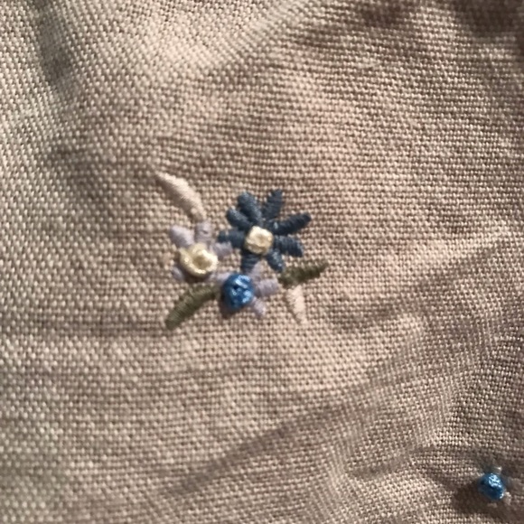 Vintage Talbots Flower embroidered skirt - Picture 2 of 4